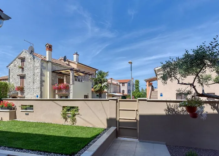 Runa With Terrace Poreč